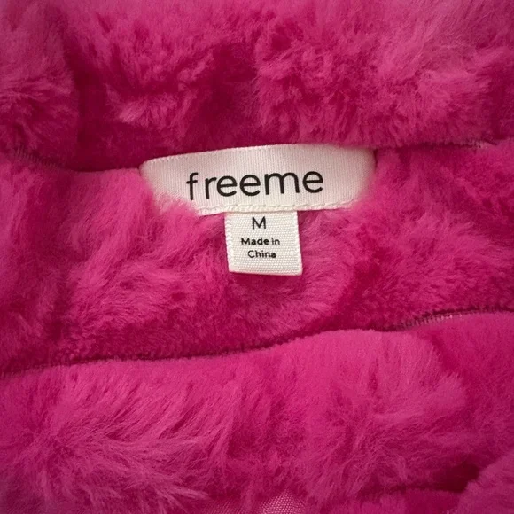 Pink Faux Furr Jacket Plush Cozy Outerwear - Picture 3 of 4